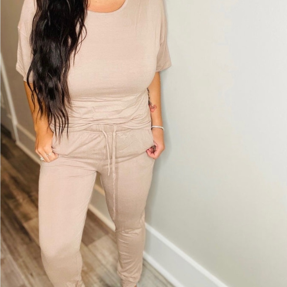 Jogger lounge outfit.